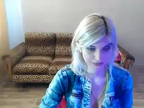 Snapshot of SexyBeatriice chatting on 02/28/25, 10:41 SexyBeatriice online show from 02/28/25, 10:41