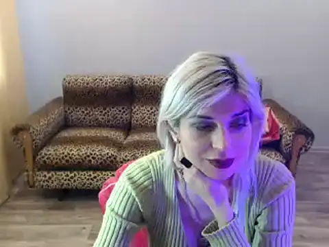 Snapshot of SexyBeatriice chatting on 03/16/25, 01:27 SexyBeatriice online show from 03/16/25, 01:27