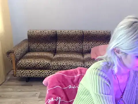 Snapshot of SexyBeatriice chatting on 03/18/25, 07:19 SexyBeatriice online show from 03/18/25, 07:19