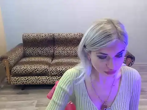 SexyBeatriice online show from 10/25/25, 06:32