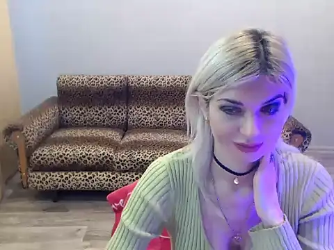 SexyBeatriice online show from 12/04/25, 07:17