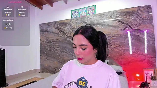 Estefy gomez09 online show from 04/22/26, 12:07