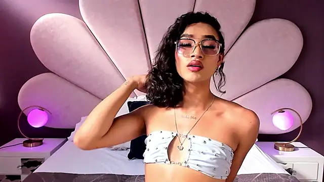 AliDiaz  online show from 11/07/25, 08:31