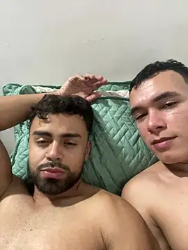 hornytwins15 online show from 03/08/25, 04:34