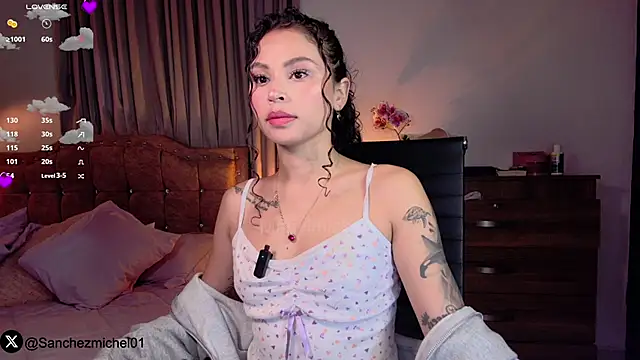 Snapshot of Marivimichel1 chatting on 02/23/25, 09:22 Marivimichel1 online show from 02/23/25, 09:22