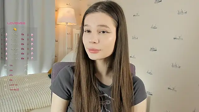 OdetteAven online show from 02/15/25, 05:30