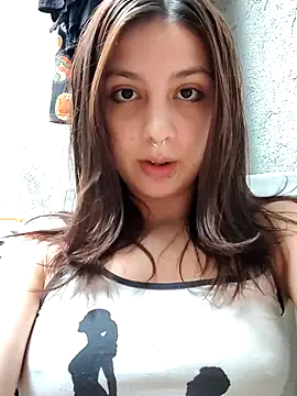 Snapshot of Maiden-Hot chatting on 06/08/26, 08:09 Maiden-Hot online show from 06/08/26, 08:09