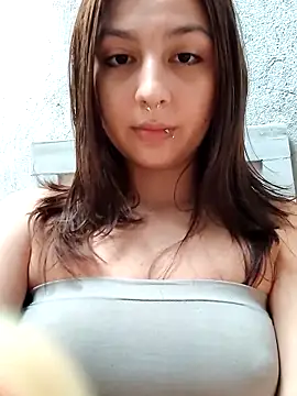 Snapshot of Maiden-Hot chatting on 06/14/26, 08:44 Maiden-Hot online show from 06/14/26, 08:44