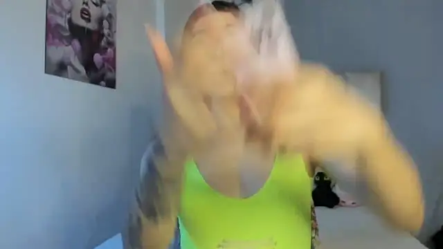 beautiful doll088 online show from 12/20/25, 10:50