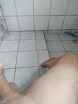 seulobinhoOficial04 online show from 04/14/26, 12:11