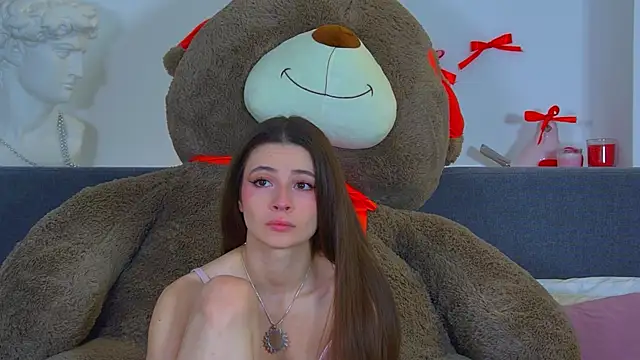 AmeliaFlares online show from 11/04/25, 06:18