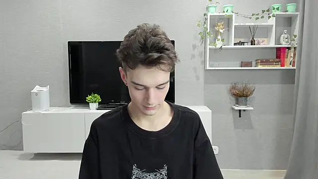 avegothy- online show from 02/06/25, 12:59