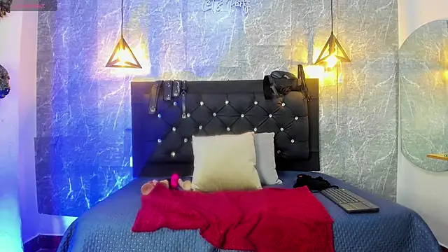 Snapshot of emberhodson chatting on 09/11/25, 10:37 emberhodson online show from 09/11/25, 10:37