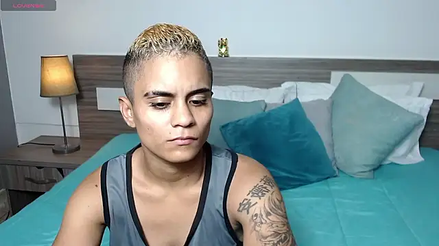 Liiamthompson online show from 01/31/26, 07:12