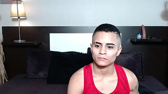 Liiamthompson online show from 04/16/26, 09:50