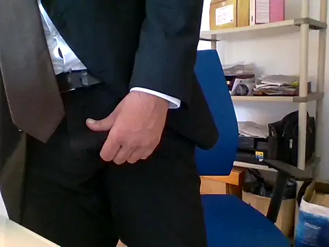 66MA69 online show from 10/08/25, 11:52