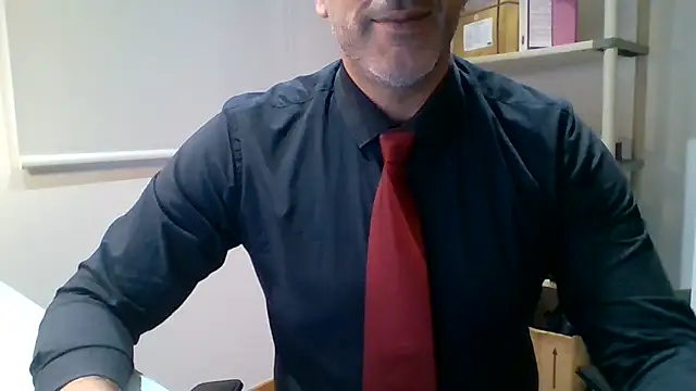 66MA69 online show from 10/24/25, 04:58