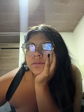 viccky vick online show from 03/16/25, 03:58