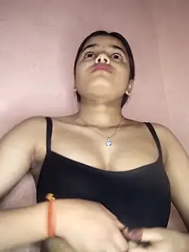 Snapshot of RAYI_123 chatting on 03/01/25, 05:16 RAYI 123 online show from 03/01/25, 05:16