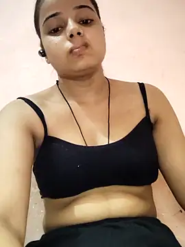 Snapshot of RAYI_123 chatting on 09/14/25, 06:12 RAYI 123 online show from 09/14/25, 06:12