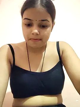 Snapshot of RAYI_123 chatting on 10/16/25, 07:09 RAYI 123 online show from 10/16/25, 07:09