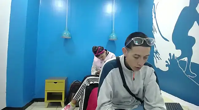 SimonAndJocelyn online show from 02/09/25, 11:47