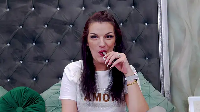 LissaAnn online show from 02/26/25, 09:58