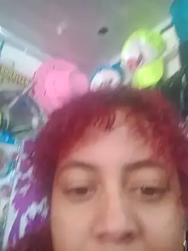 Snapshot of alexandraluv chatting on 02/10/25, 08:42 alexandraluv online show from 02/10/25, 08:42
