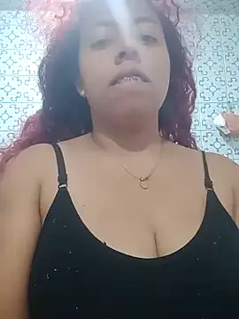 Snapshot of alexandraluv chatting on 02/11/25, 04:24 alexandraluv online show from 02/11/25, 04:24