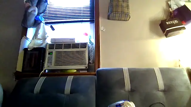 cruz815 online show from 09/14/25, 09:47