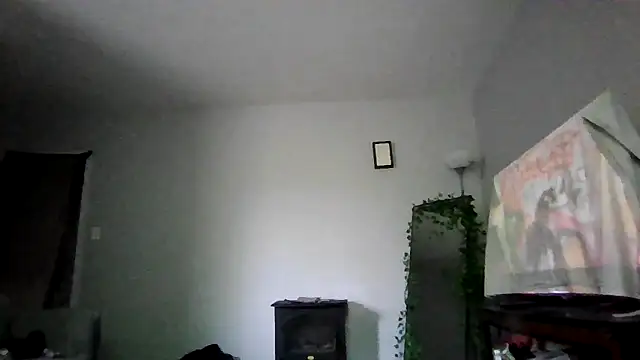 Snapshot of cruz815 chatting on 06/15/26, 07:16 cruz815 online show from 06/15/26, 07:16