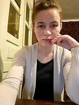 Snapshot of Belladonna253 chatting on 02/06/25, 09:38 Belladonna253 online show from 02/06/25, 09:38