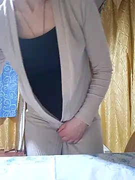 Snapshot of Belladonna253 chatting on 02/12/25, 09:22 Belladonna253 online show from 02/12/25, 09:22