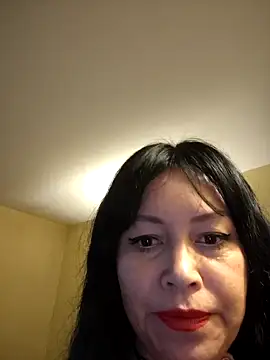 KellyPerlaxxx online show from 10/31/25, 05:25