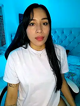 Snapshot of Marce0 chatting on 02/19/25, 09:36 Marce0 online show from 02/19/25, 09:36