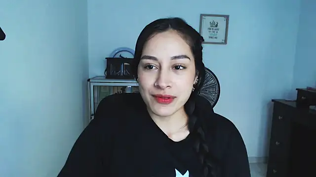 Snapshot of Marce0 chatting on 03/07/25, 09:17 Marce0 online show from 03/07/25, 09:17