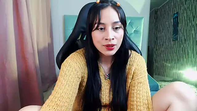 Snapshot of Marce0 chatting on 03/20/25, 03:02 Marce0 online show from 03/20/25, 03:02