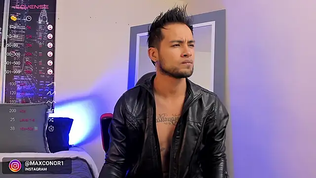 Snapshot of Max_Conor1 chatting on 02/11/25, 12:27 Max Conor1 online show from 02/11/25, 12:27