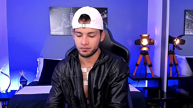 Snapshot of Max_Conor1 chatting on 09/12/25, 12:38 Max Conor1 online show from 09/12/25, 12:38