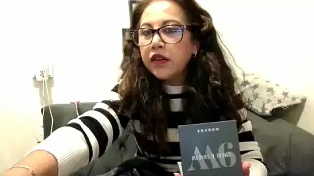 MirandaLatinaLovely online show from 01/11/26, 05:51