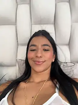 eva roseee online show from 04/04/26, 08:28