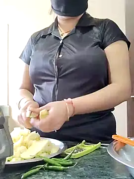 Snapshot of neha-cpl69 chatting on 01/30/25, 03:33 neha-cpl69 online show from 01/30/25, 03:33