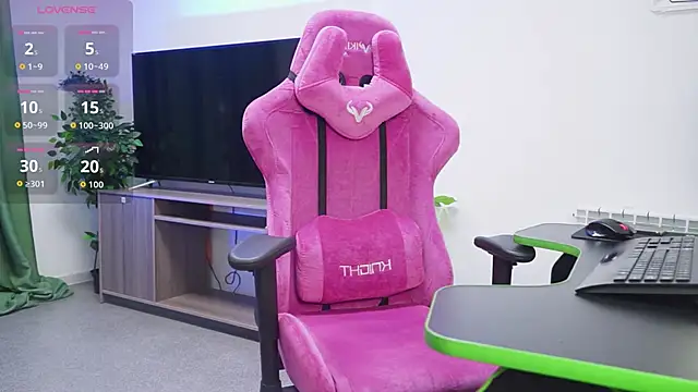 MilaStoyne online show from 09/11/25, 06:13