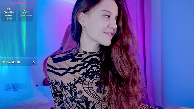 MilaStoyne online show from 10/15/25, 05:51