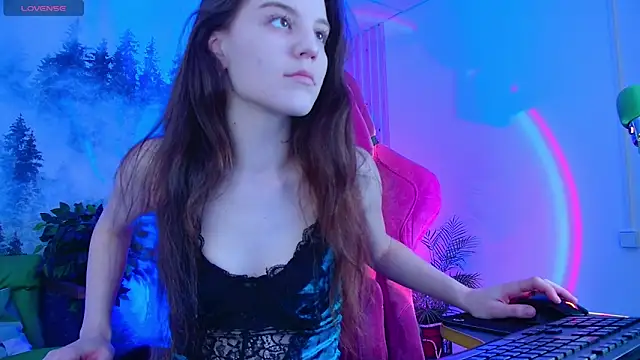 MilaStoyne online show from 01/15/26, 07:46