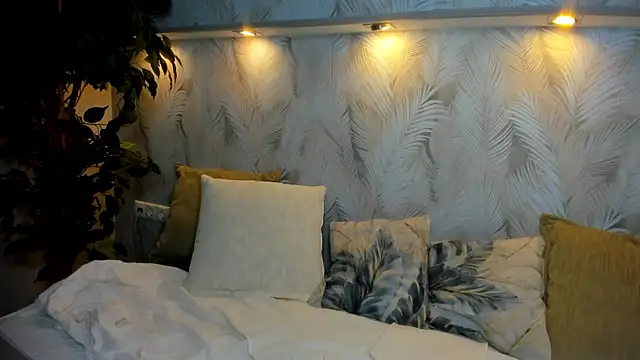 Jenny Jimmy online show from 11/21/25, 09:19