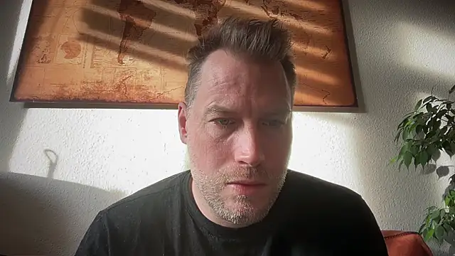 Christian87xxx online show from 11/30/25, 09:35