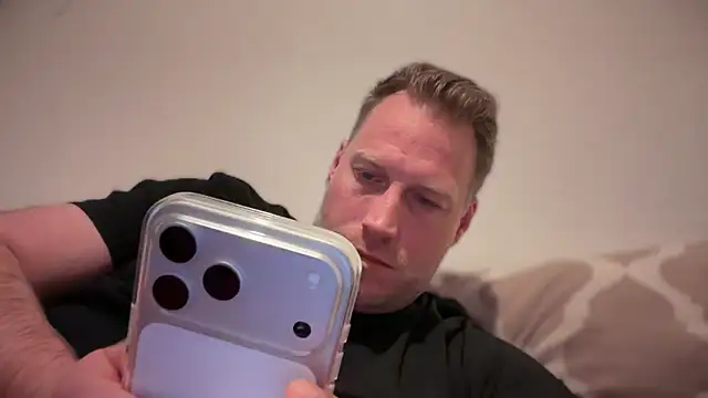 Christian87xxx online show from 03/18/26, 05:38