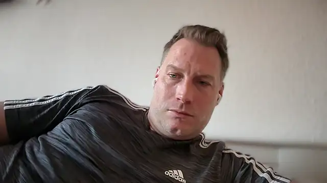 Christian87xxx online show from 03/22/26, 04:21