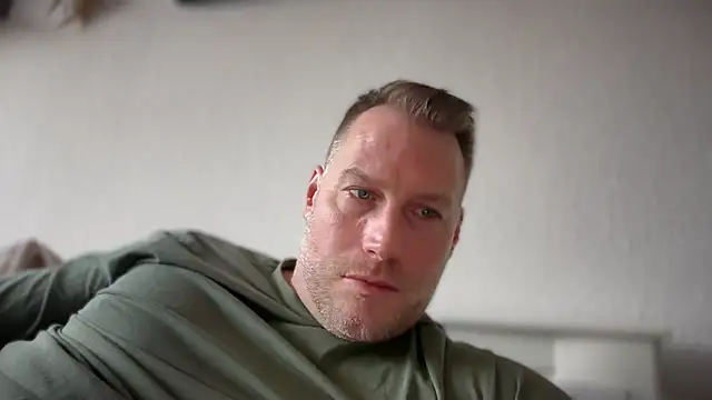 Christian87xxx online show from 03/28/26, 02:27